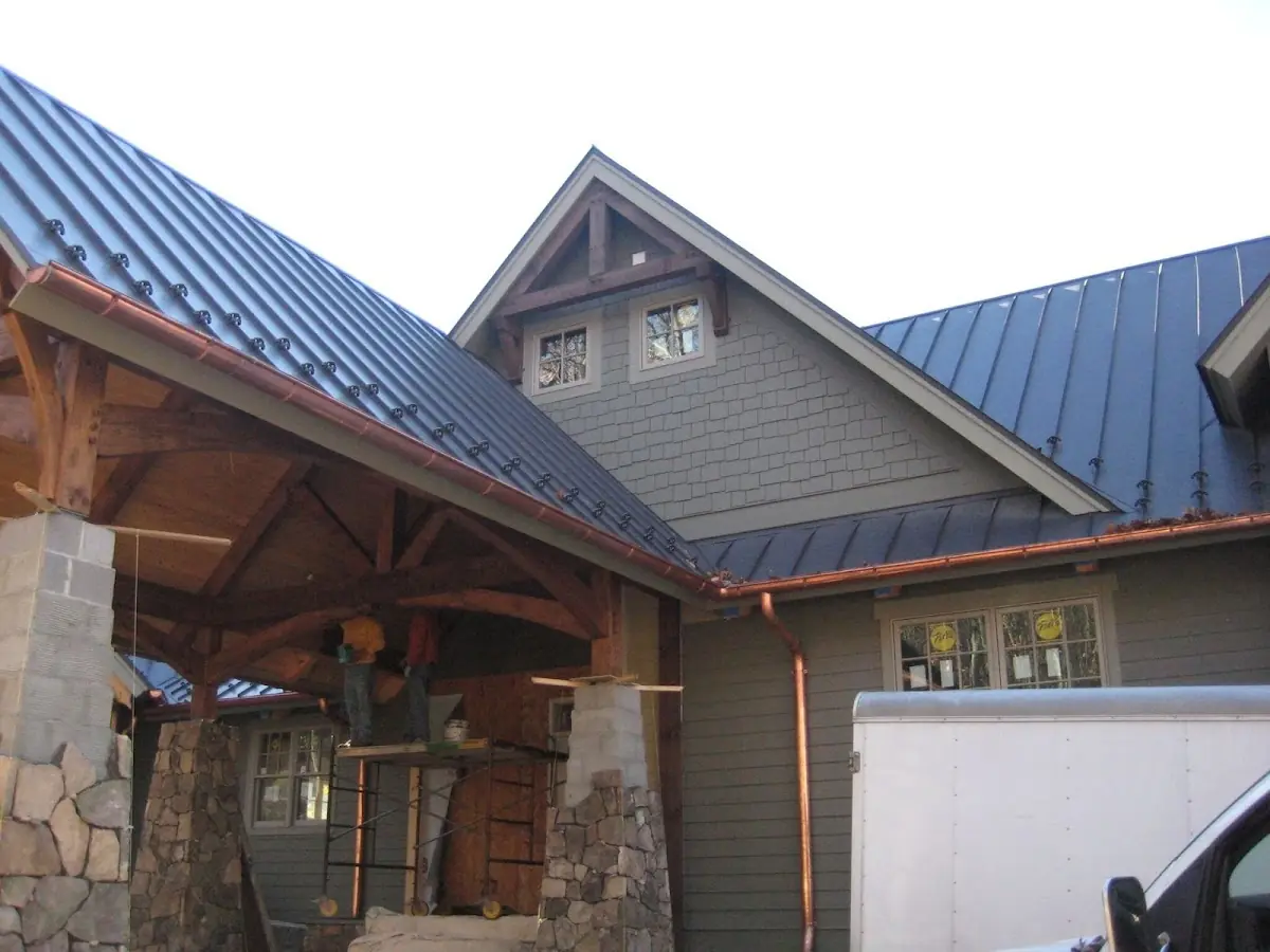 Craftsman Roofing team delivering quality roofing work in Gittings